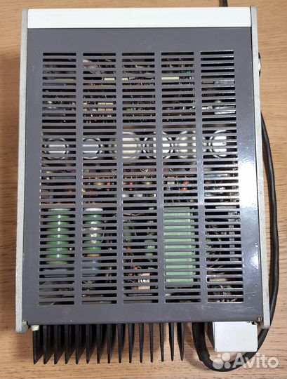 Источник питания постоянного тока Б5-50 неисправны