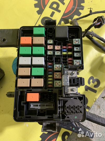 Блок предохранителей Киа Рио 4. Хендай Солярис 2