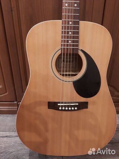 Акустическая гитара бу