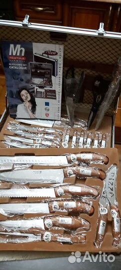 Набор ножей и столовых приборов