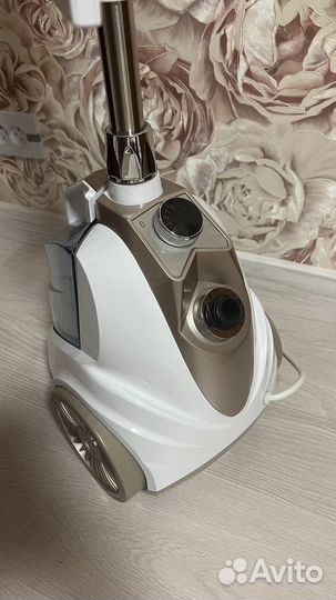 Напольный отпариватель Kitfort кт-938, белый