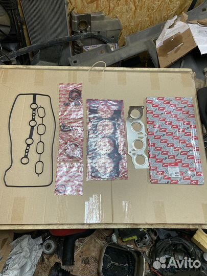 Комплект прокладок двигателя Toyota 2.0 1AZ-FE