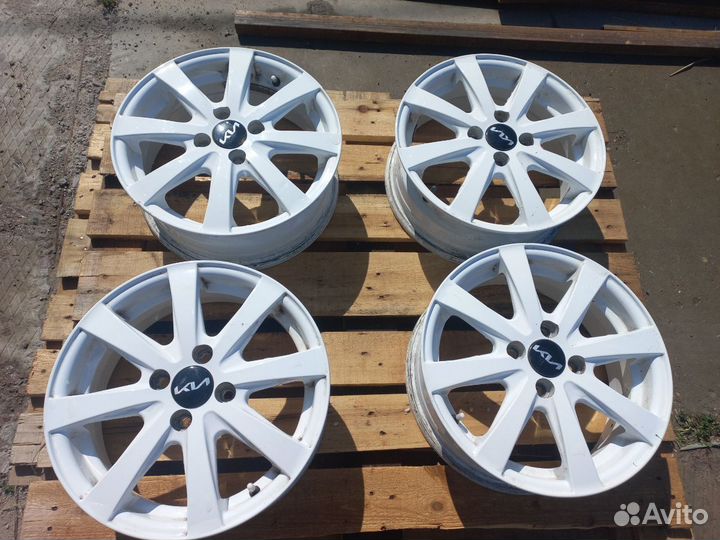 Литые диски Kia, Hyundai. R15 4x100 Белые