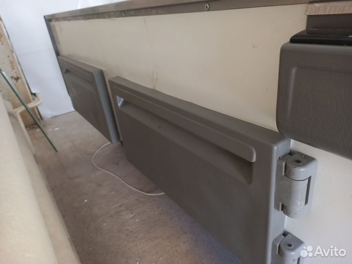 Витрина хол/мор Криспи Октава SN 1800, -2 +6