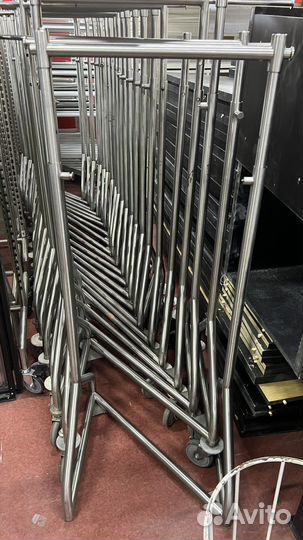 Вешалка напольная. Торговое оборудование