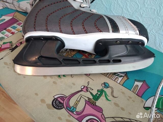 Коньки хоккейные мужские larsen р.44 новые