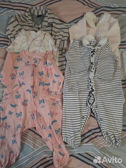 Пакет одежды на девочку от 0 до 6 месяцев