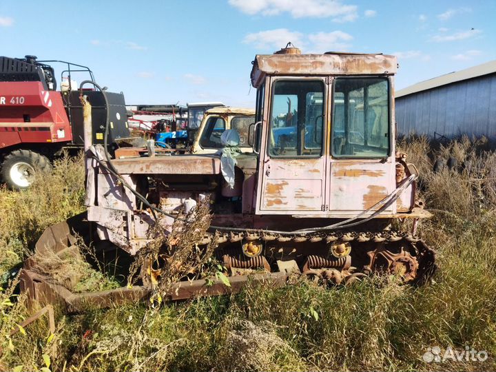 Трактор, 1990