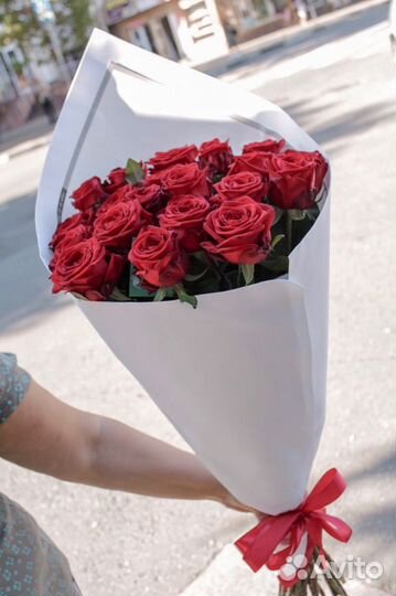 Букет из 21 розы, доставка цветов