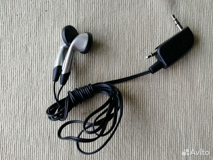 Наушники для рации с двумя штекерами