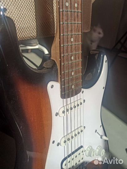 Электро гитара Fender Squier Bullet Stratocaster