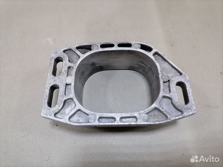 Кронштейн двигателя перед.passat B5/B6/audi A4/A6