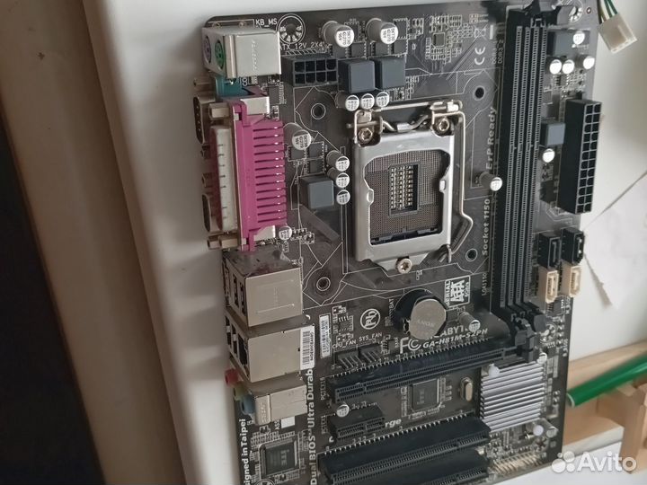 Материнская плата