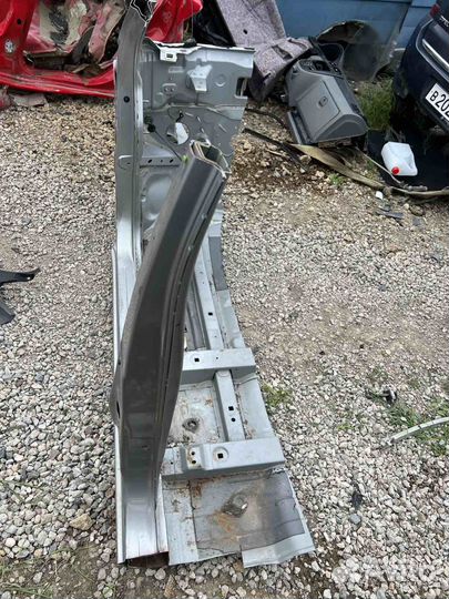 Порог ланжерон левый, правый порог Nissan Note е11