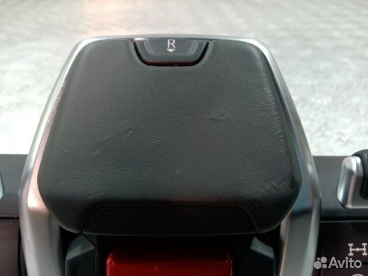 Кнопка запуска двигателя Lamborghini Urus I (2017–