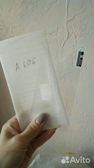 Чехлы и защитное стекло для телефонов