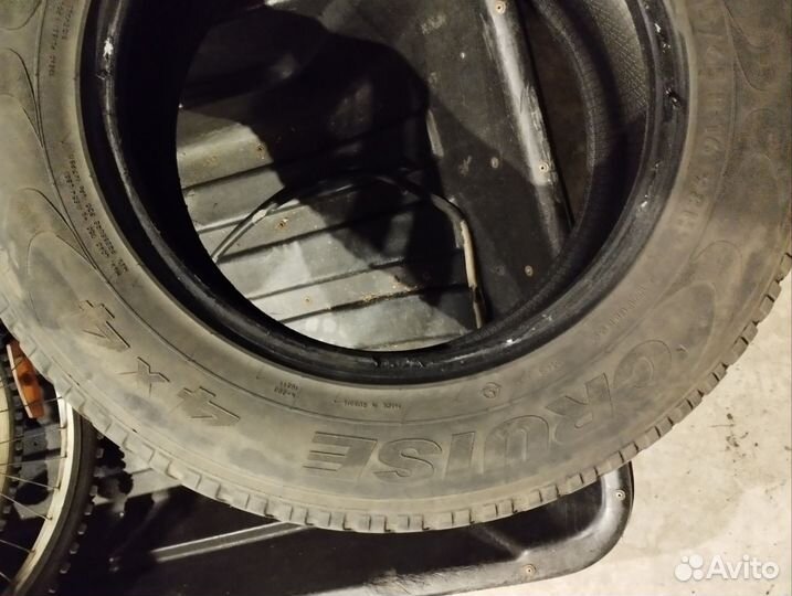 Bridgestone Ice Cruiser 5000 215/65 R16 98T