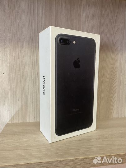 Коробка от iPhone 7 plus