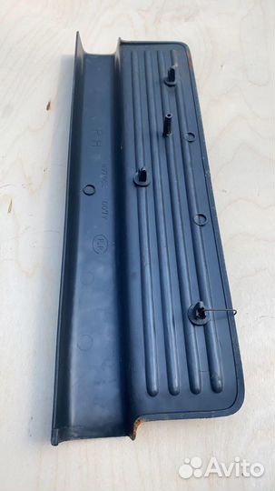 Накладка порога (внутренняя) левая Opel Monterey