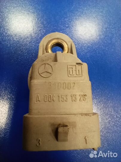 Датчик положения распредвала mercedes A0041531328