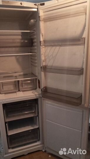 Холодильник Hotpoint-Ariston RMB 12002