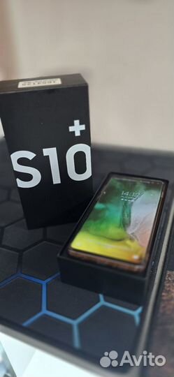 Samsung Galaxy S10+, 8/128 ГБ