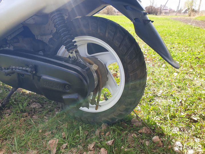 Yamaha grand axis 100