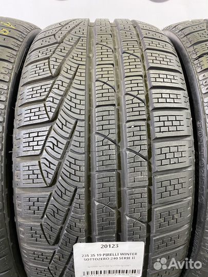 Pirelli Winter Sottozero 240 Serie II 235/35 R19