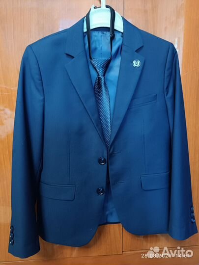 Школьный классический костюм для мальчика 128-134