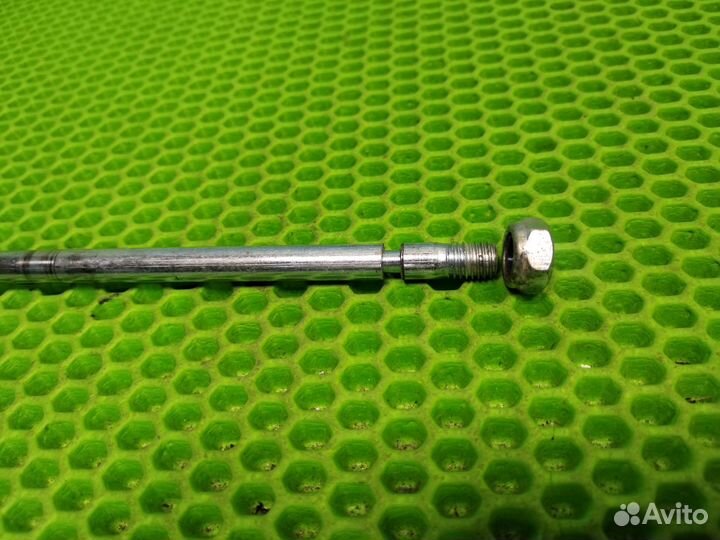 Ось колеса на 3х колёсный велосипед