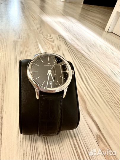 Наручные часы Maurice Lacroix LC1117-SS001-330