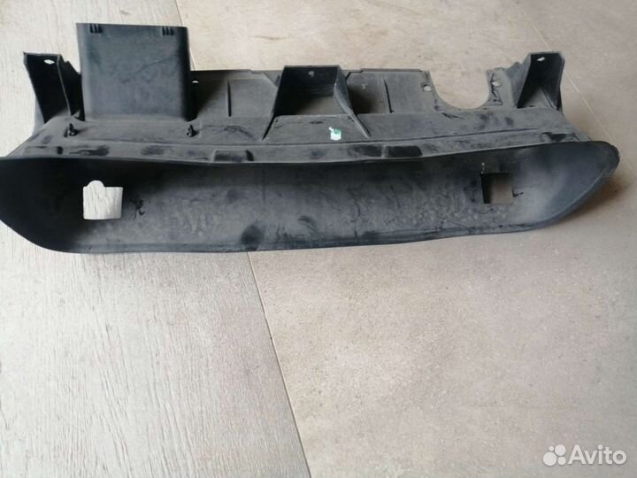 Воздуховод на Volvo S 40 2.0