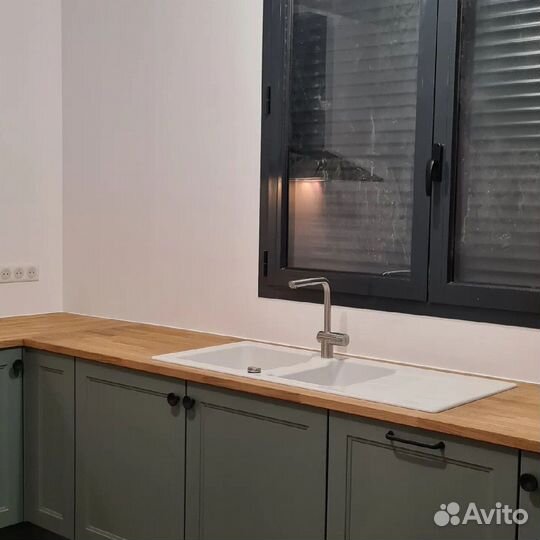 Современная стильная кухня