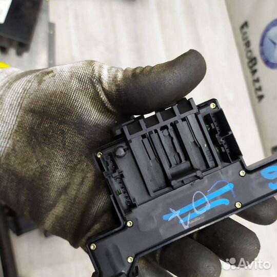 Блок управления стеклоподъемниками Mercedes W210