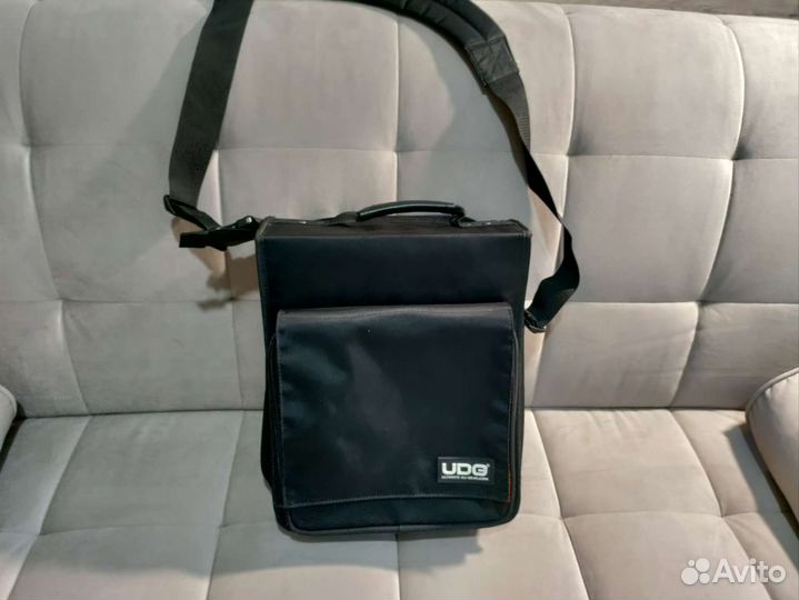 UDG Ultimate CD SlingBag Сумка для CD