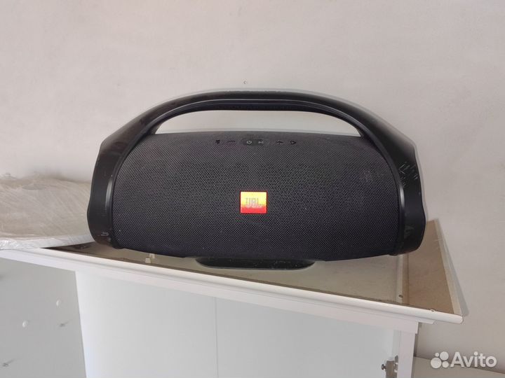 Колонка JBL Boombox 60 Вт