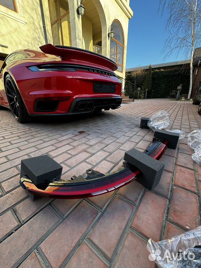 Фонарь Porsche 911 (992)