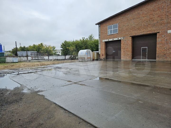 Производство, 1800 м²