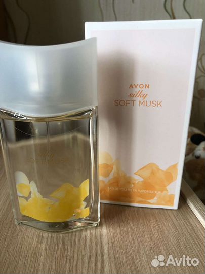 Туалетная вода Avon soft musk Silky