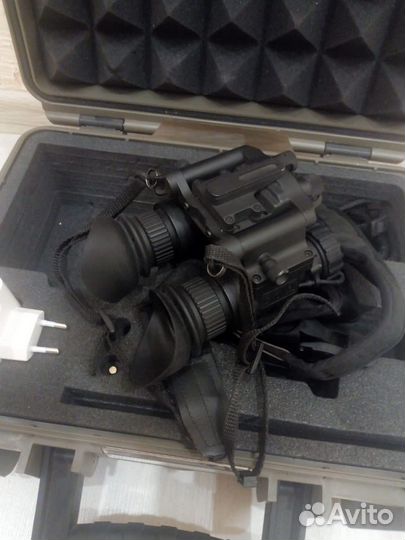 Прибор ночного видения на шлем