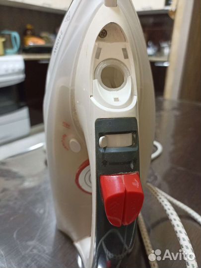 Утюг Vitek VT-1234 W