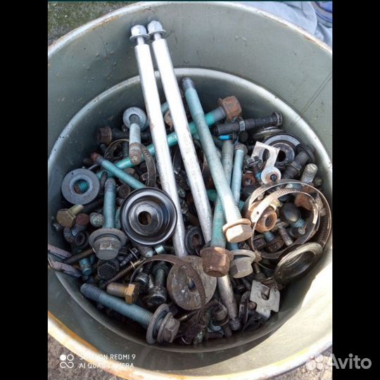 Болты гайки шайбы Ауди на вес