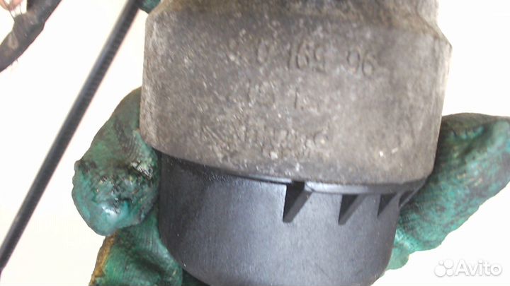 Корпус масляного фильтра Citroen C2, 2006