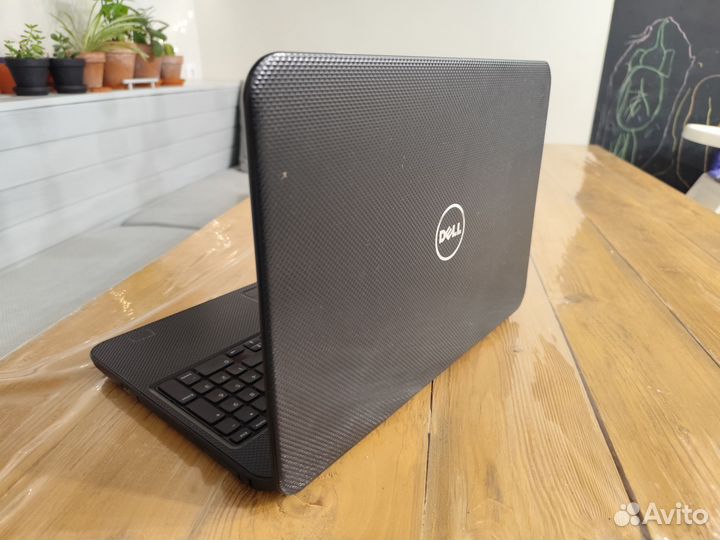 Ноутбук Dell Inspiron 3521