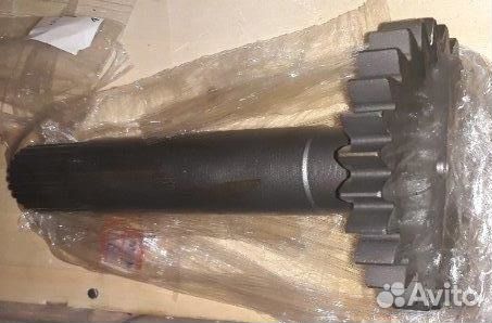 Вал редуктора хода для экскаватора Hitachi ZX330-3