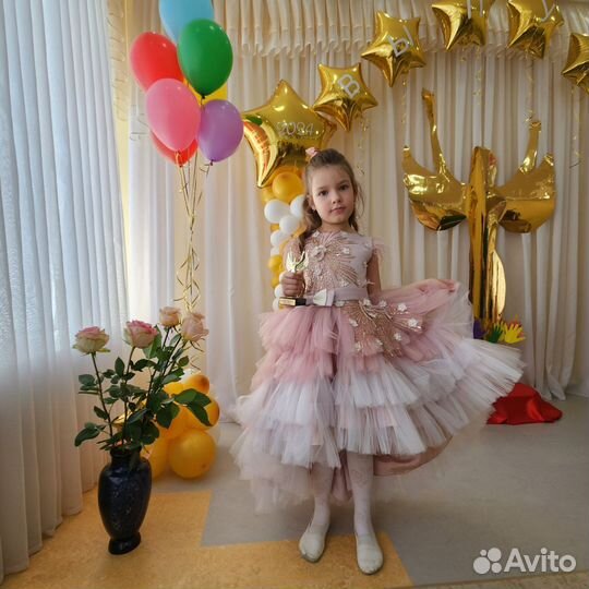 Нарядное платье для девочки 122 128 134