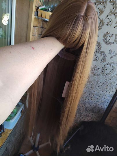 Парик светлый каштан. Новый, красивый