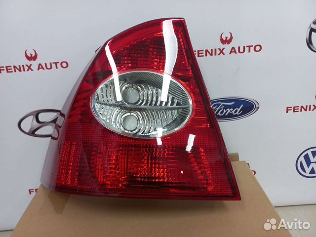 Фонарь задний Ford Focus II 2005-2011 год