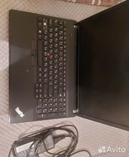 Игровой ноутбук (lenovo)