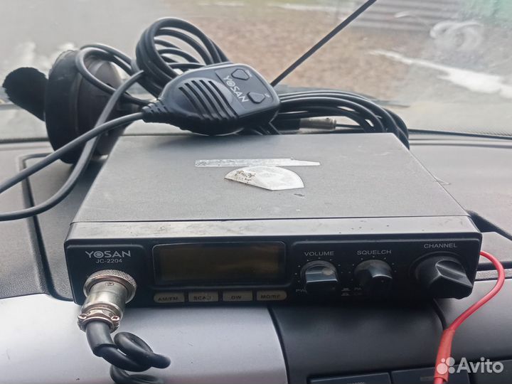 Автомобильная рация с антенной